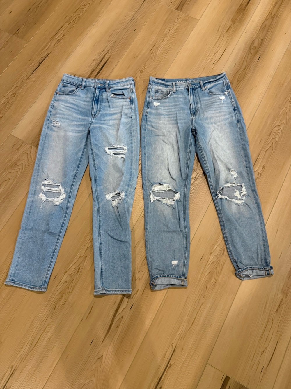 American eagle mom jeans bundle size 2/4